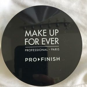 Make Up For Ever Pro Finish Multi-Use Foundation